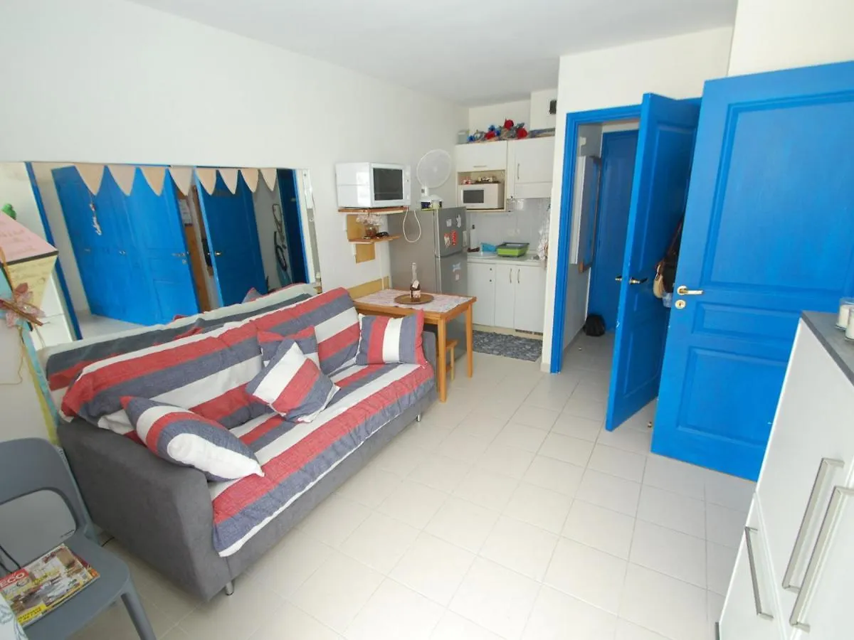 Charmant 2P En Centre-Ville De Menton Avec Terrasse Et Parking - Fr-1-196-280 Apartment
