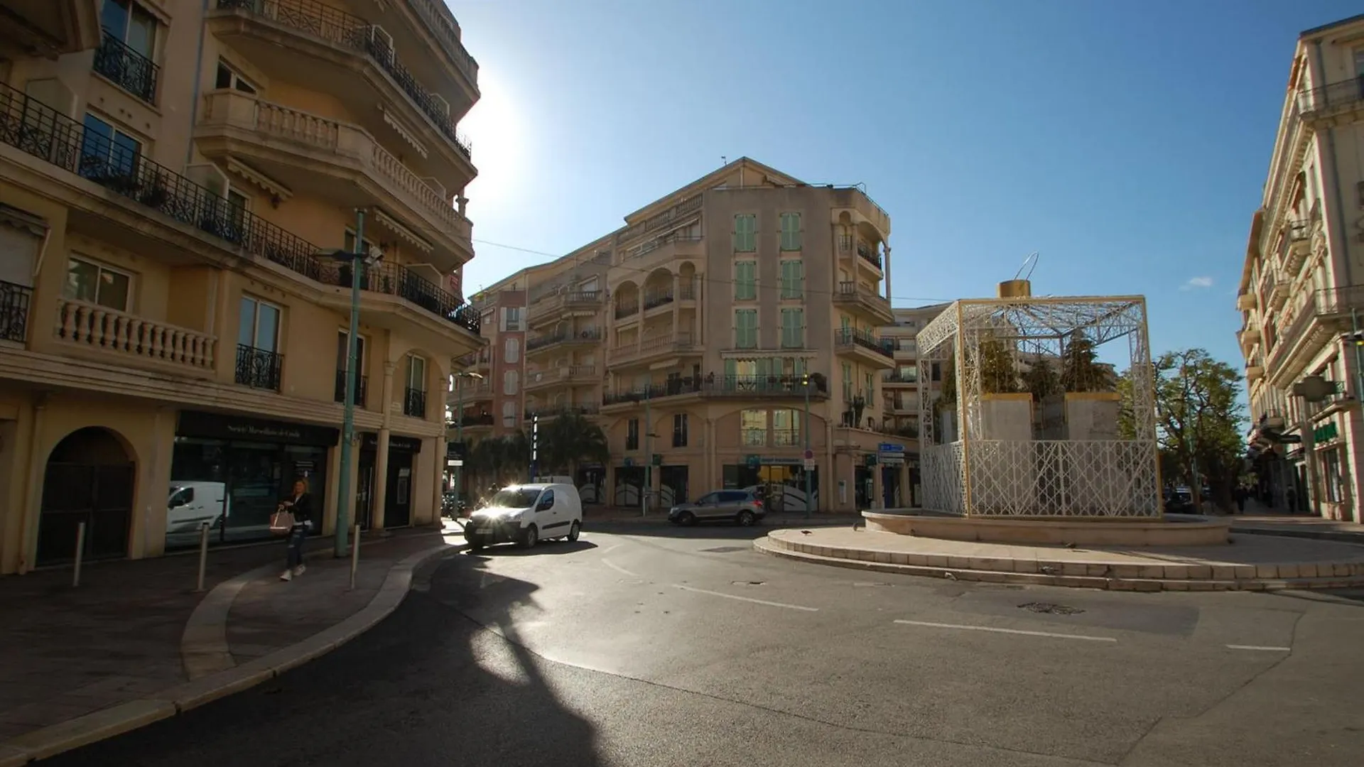 Apartment Charmant 2P En Centre-Ville De Menton Avec Terrasse Et Parking - Fr-1-196-280