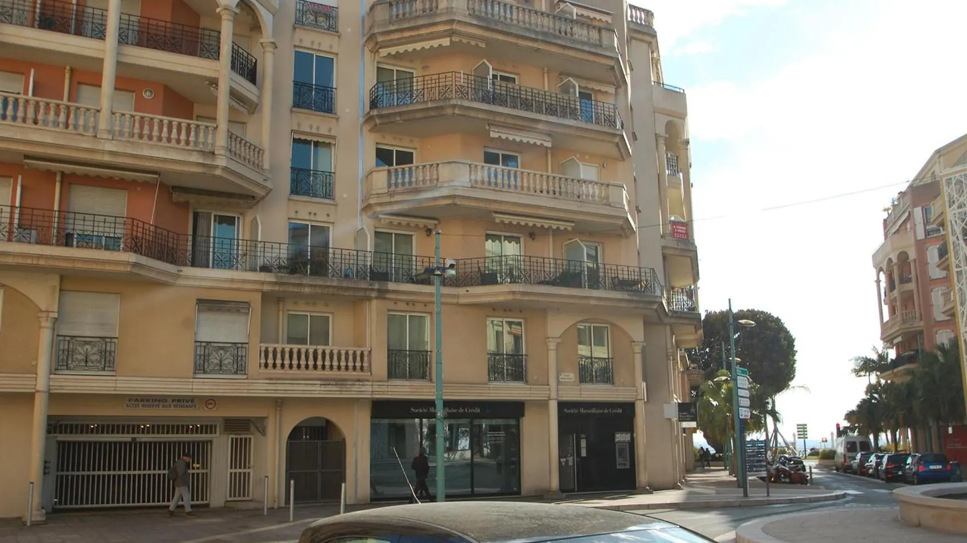 Charmant 2P En Centre-Ville De Menton Avec Terrasse Et Parking - Fr-1-196-280 France